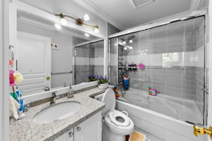 Laundry Room Photo of 18 7500 Cumberland Street, Burnaby, BC
