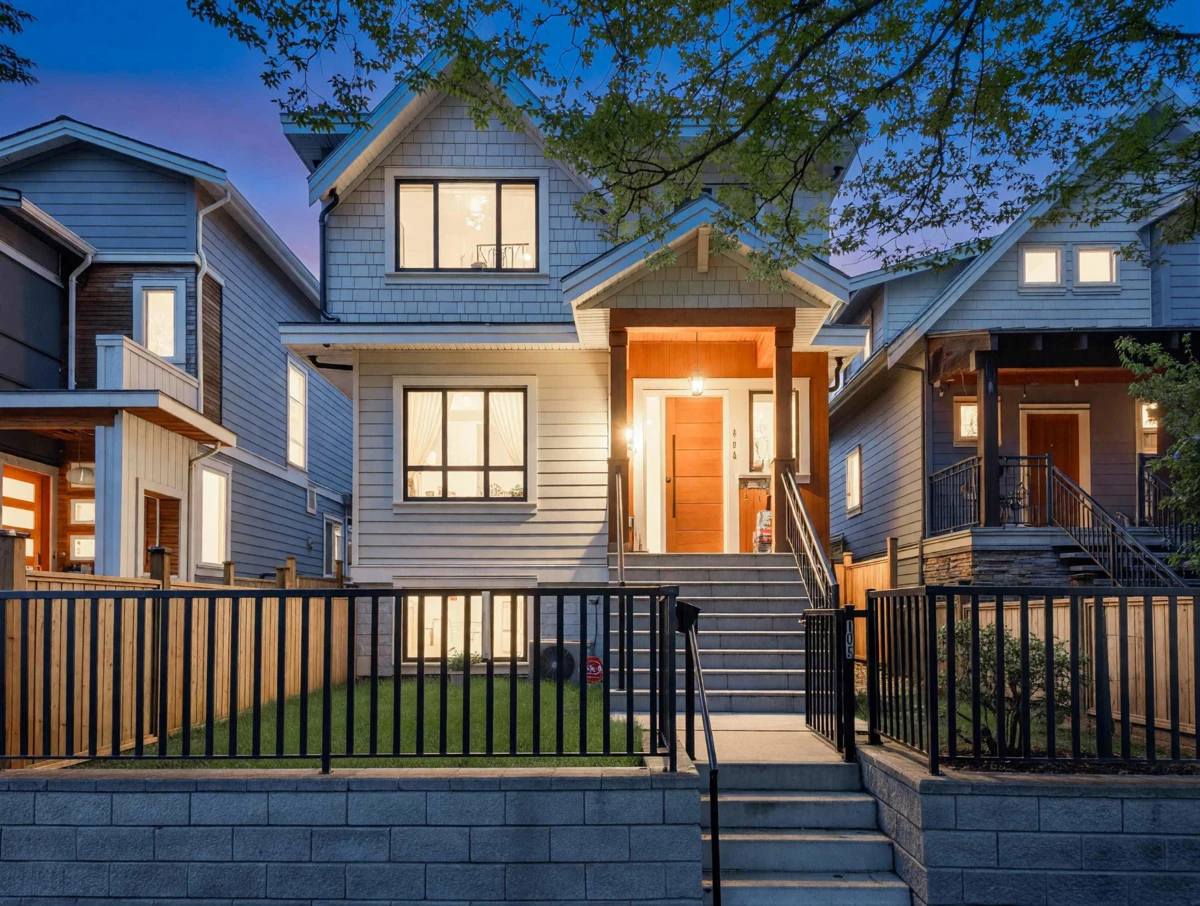 Family Room Photo of 105 E 64th Avenue, Vancouver, BC
