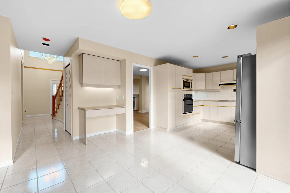Family Room Photo of 3555 Mckay Drive, Richmond, BC