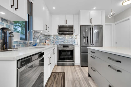 Mudroom Photo of 13 130 Brew Street, Port Moody, BC