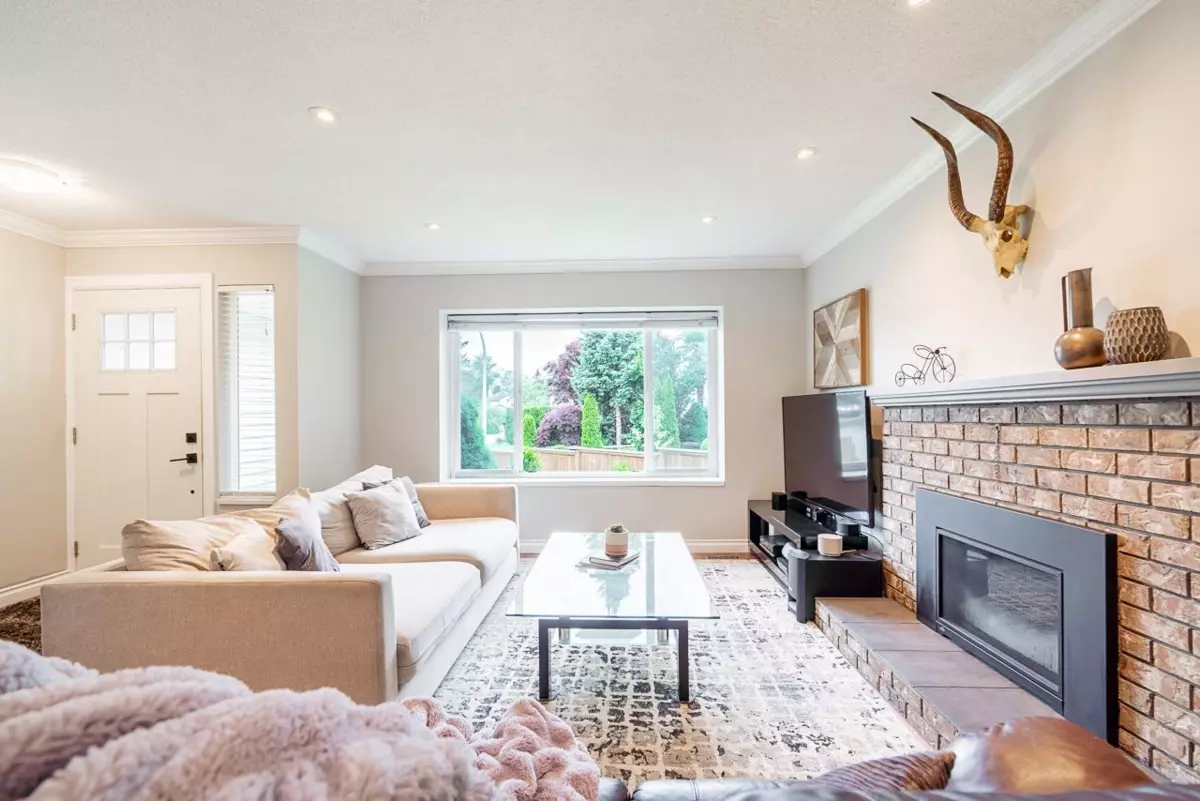 Dining Area Photo of 21579 94a Avenue, Langley, BC