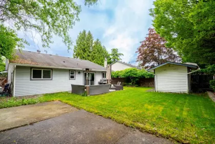 Garage Interior Photo of 21579 94a Avenue, Langley, BC