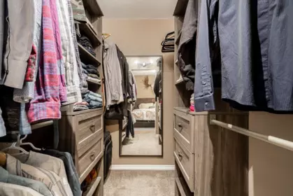 Laundry Room Photo of 21579 94a Avenue, Langley, BC