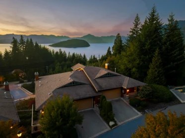 Fitness Center Photo Near 8519 Seascape Drive, West Vancouver, BC