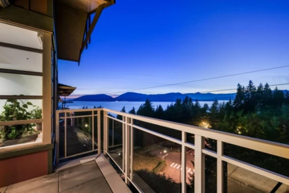 Powder Room Photo of 8519 Seascape Drive, West Vancouver, BC
