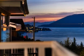 8519 Seascape Drive, West Vancouver, BC