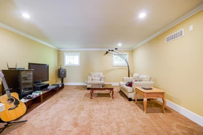 Entry Foyer Photo of 17268 4 Avenue, Surrey, BC