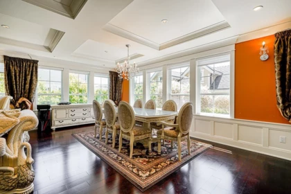 Kitchen Island Photo of 17268 4 Avenue, Surrey, BC
