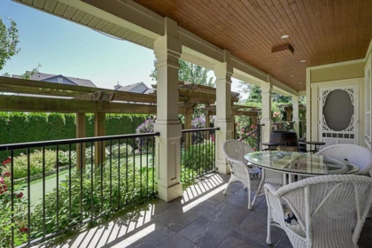 Outdoor Patio Photo of 17268 4 Avenue, Surrey, BC