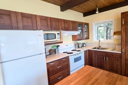 Kitchen Photo of 65 Esplanade Road, Keats Island, BC