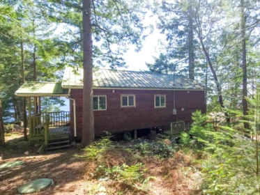 Swimming Pool Photo of 65 Esplanade Road, Keats Island, BC