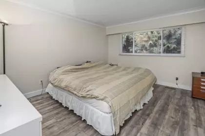Guest Bathroom Photo of 4185 199a Crescent, Langley, BC
