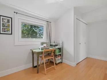 Entry Foyer Photo of 7514 12th Avenue, Burnaby, BC