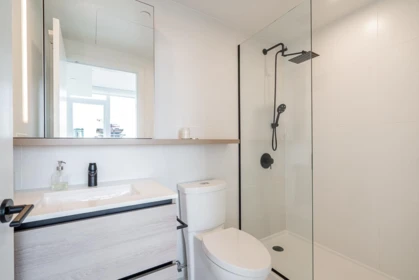 Guest Bathroom Photo of 2508 13428 105 Avenue, Surrey, BC