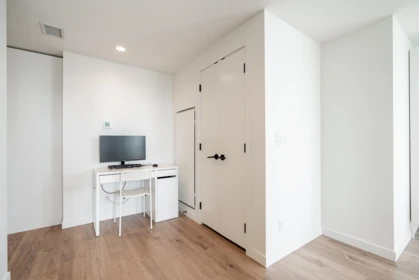 Office / Den Photo of 2508 13428 105 Avenue, Surrey, BC
