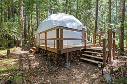 Front Yard Photo of 2050 Midnight Way, Squamish, BC