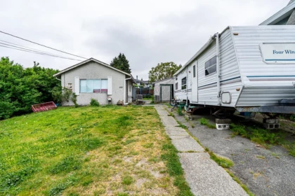 2233 Edinburgh Street, New Westminster, BC, New Westminster — Single Family Residence for sale