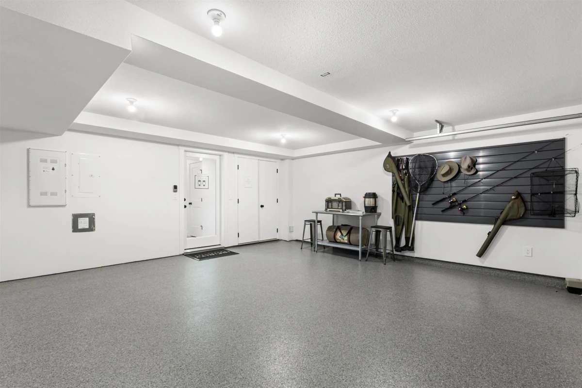 Family Room Photo of 27 2891 Montrose Avenue, Abbotsford, BC