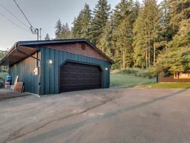 Hot Tub / Spa Photo of 11038 Greenwood Drive, Mission, BC