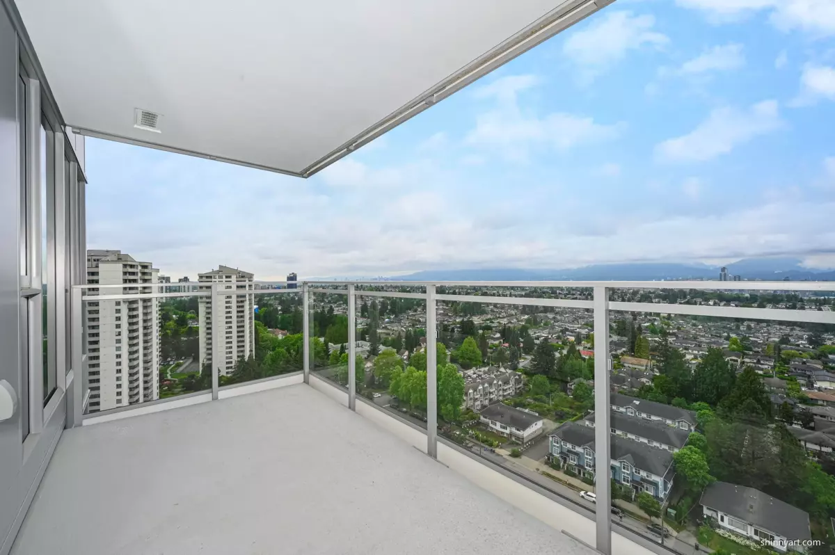 Family Room Photo of 1909 5685 Halley Avenue, Burnaby, BC