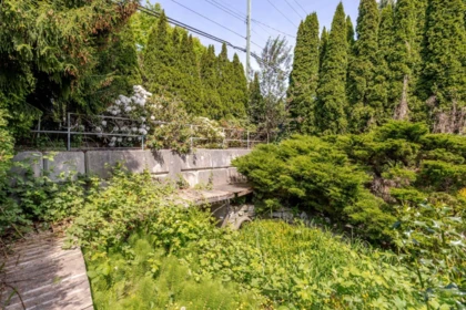 Garden / Landscaping Photo of 14328 88 Avenue, Surrey, BC