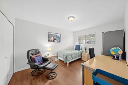 Office / Den Photo of 1422 Hockaday Street, Coquitlam, BC