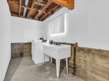 Hot Tub / Spa Photo of 3735-39 Dominion Street, Burnaby, BC