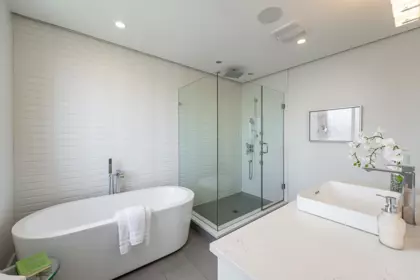Hallway Photo of 7667 155 Street, Surrey, BC