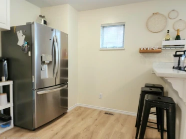 Kitchen Island Photo of 805 14188 103a Avenue, Surrey, BC
