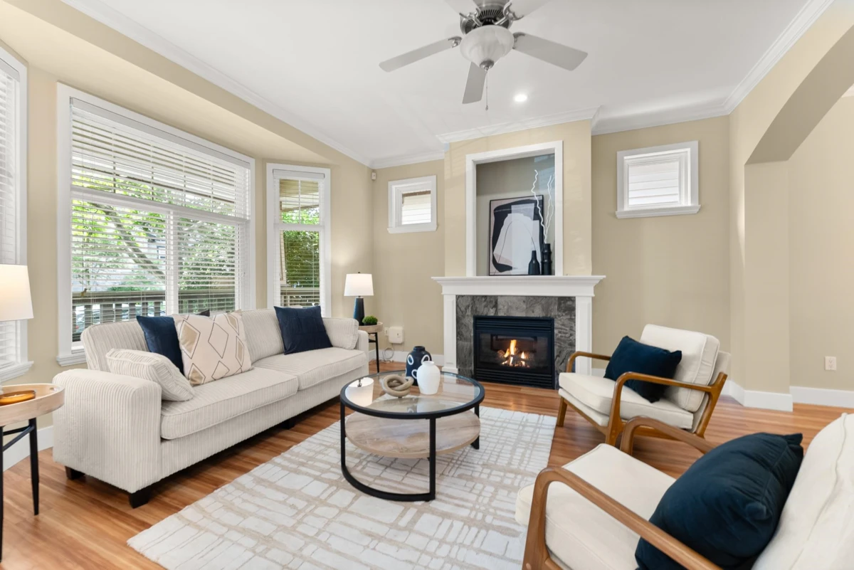 Dining Area Photo of 14781 59a Avenue, Surrey, BC