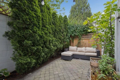 Outdoor Deck Photo of 2 1949 W 8th Avenue, Vancouver, BC