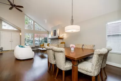 22 4055 Indian River Drive, North Vancouver, BC, North Vancouver — Townhouse for sale
