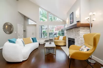 22 4055 Indian River Drive, North Vancouver, BC, North Vancouver — Townhouse for sale