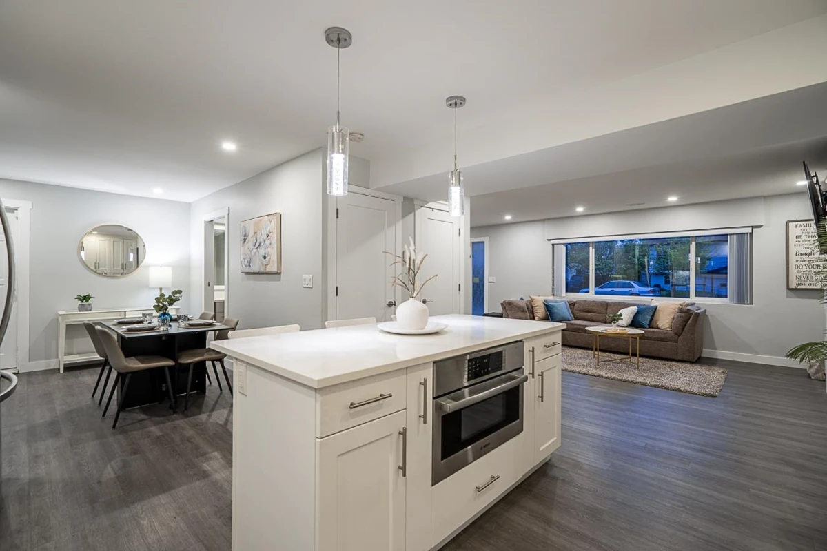 Dining Area Photo of 27527 31a Avenue, Langley, BC