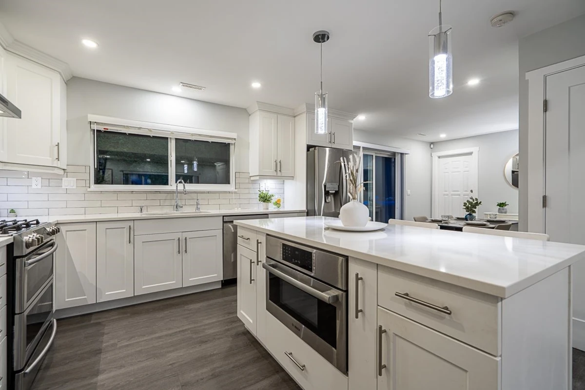 Family Room Photo of 27527 31a Avenue, Langley, BC