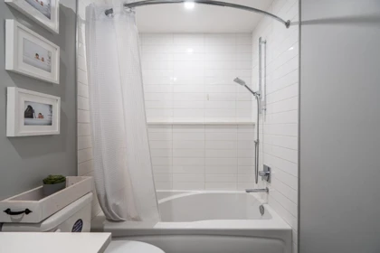 Hot Tub / Spa Photo of 27527 31a Avenue, Langley, BC