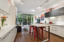 225 108 E 1st Avenue, Vancouver, BC