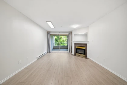 203 7326 Antrim Avenue, Burnaby, BC, Burnaby — Apartment/Condo for sale