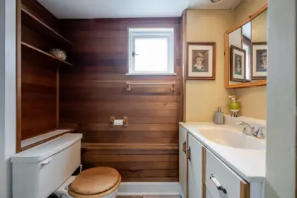 Laundry Room Photo of 1392 Charland Avenue, Coquitlam, BC
