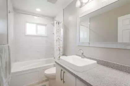 Guest Bathroom Photo of 1995 Elizabeth Drive, Coquitlam, BC
