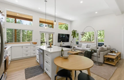 3465 Steller Place, Roberts Creek, BC, Roberts Creek — Single Family Residence for sale