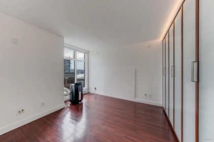 Office / Den Photo of 606 720 Carnarvon Street, New Westminster, BC