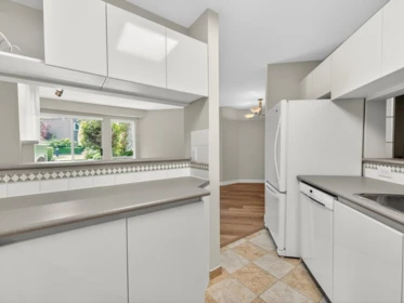 Breakfast Nook Photo of 109 8460 Jellicoe Street, Vancouver, BC
