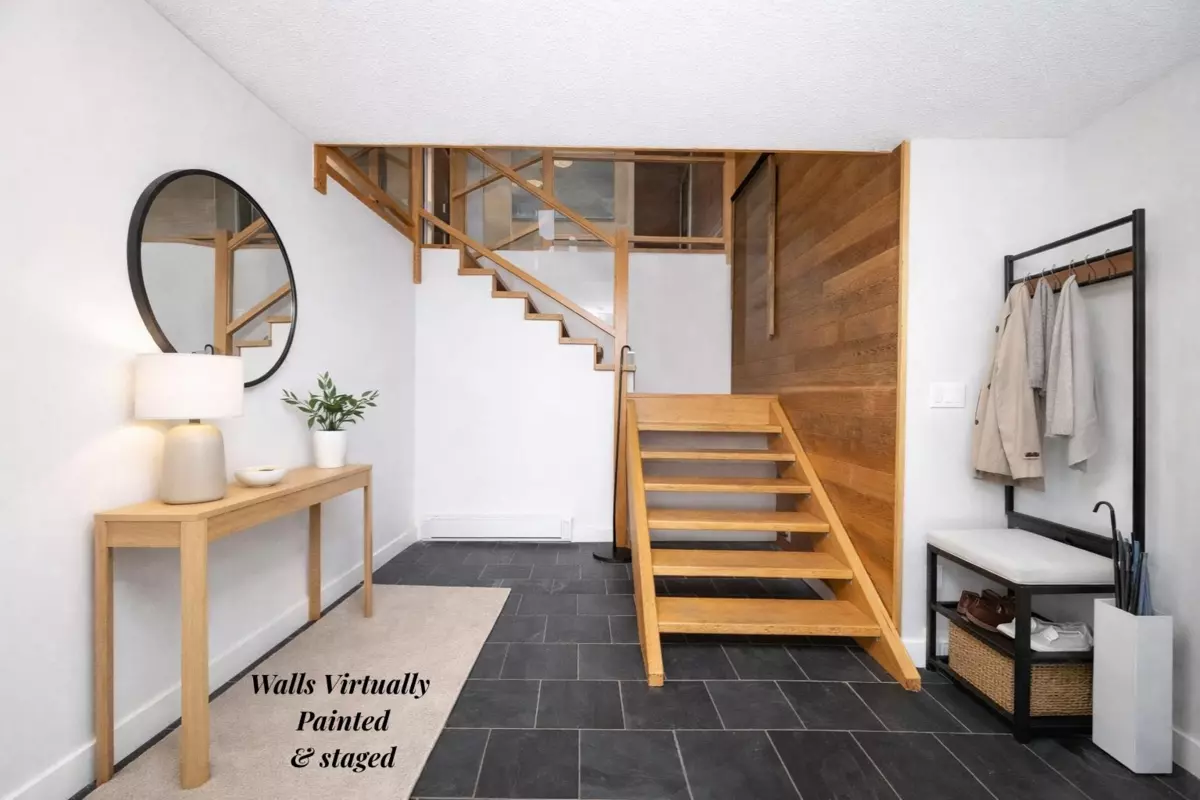 Family Room Photo of 4934 Geer Road, Sechelt, BC