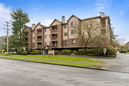 Front Yard Photo of 340 8500 Ackroyd Road, Richmond, BC