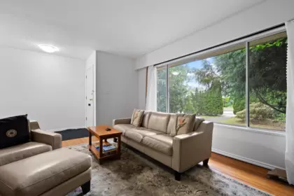 443-445 W Keith Road, Vancouver, BC, Vancouver — Duplex for sale