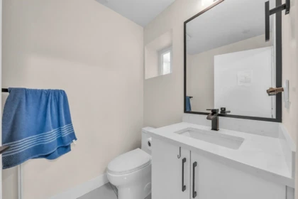 Aerial View of 1620 E 53rd Avenue, Vancouver, BC