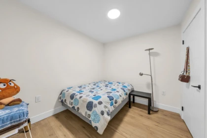 Hot Tub / Spa Photo of 1620 E 53rd Avenue, Vancouver, BC