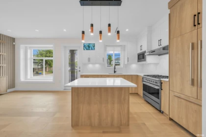 Kitchen Photo of 1620 E 53rd Avenue, Vancouver, BC
