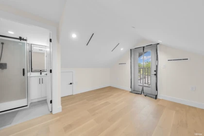 Mudroom Photo of 1620 E 53rd Avenue, Vancouver, BC